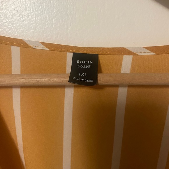 Striped dress - Picture 2 of 4